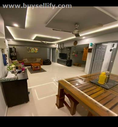 3 BHK Flat for Sale in Kaloor, Ernakulam – 1250 Sqft with 2 Balcony & Lift