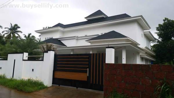 Elegant 4 BHK House for Sale in Vengara, Malappuram