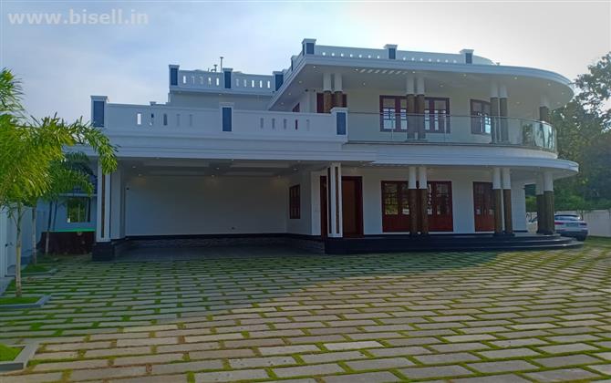 5000 Sq.Ft Porsche House For Sale Near Airport