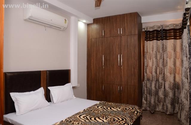 Four bhk Service Apartment Near PSRI