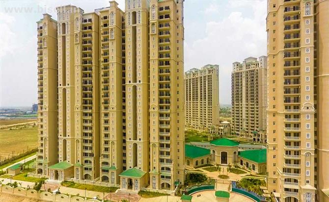 Live in the skyline at ATS Pristine Noida. Call 9266850850