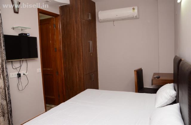 Studio Service Apartment Near PSRI